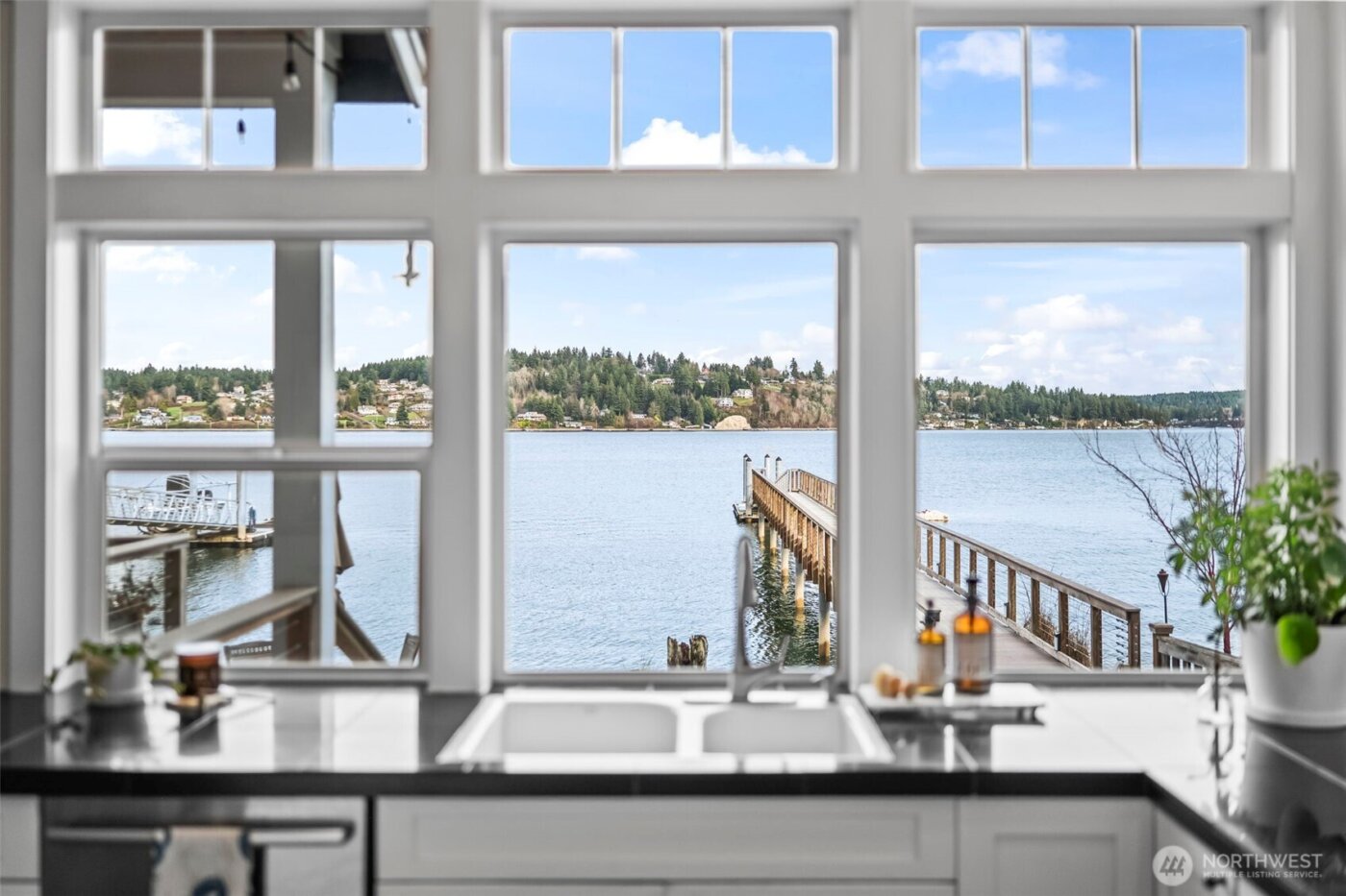 839 Fox Drive , Fox Island, WA 98333