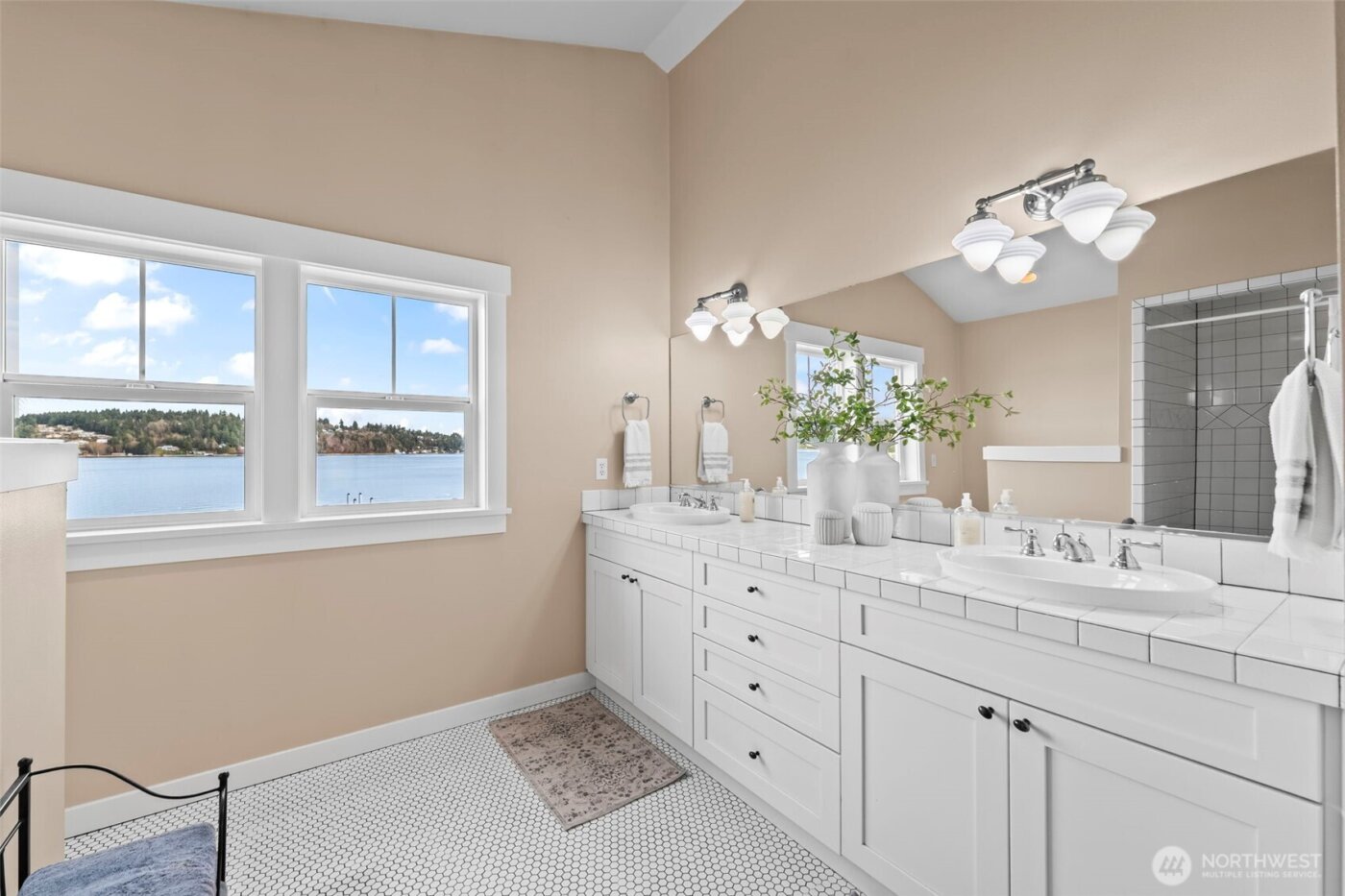 839 Fox Drive , Fox Island, WA 98333