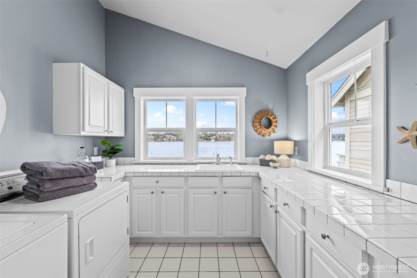 839 Fox Drive , Fox Island, WA 98333