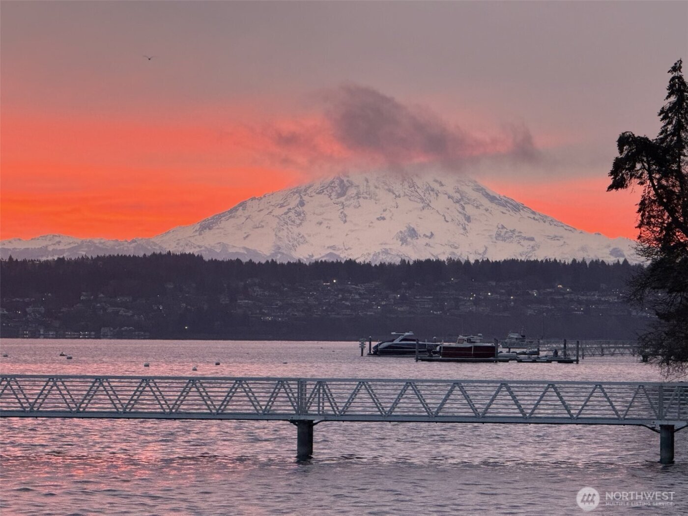 839 Fox Drive , Fox Island, WA 98333