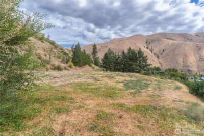 5058 Mills Canyon Road , Entiat, WA 98822