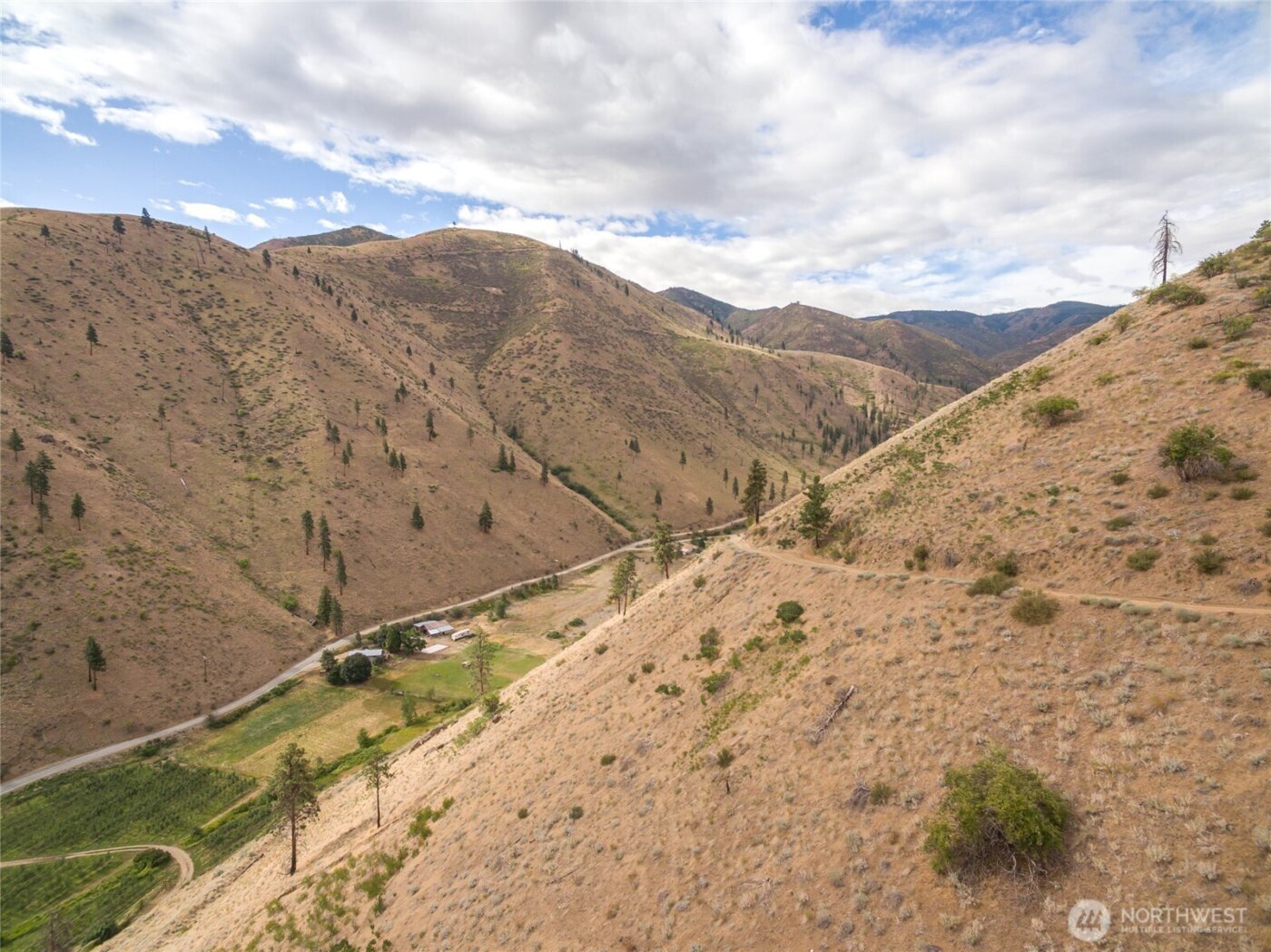 5058 Mills Canyon Road , Entiat, WA 98822