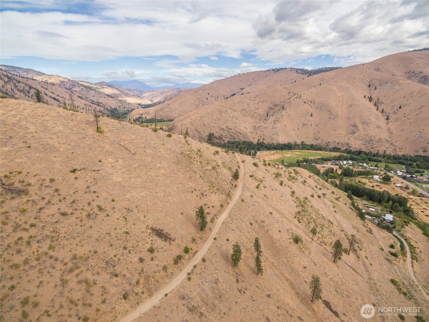 5058 Mills Canyon Road , Entiat, WA 98822