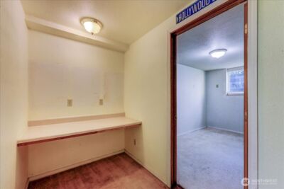 11242 A Fremont Avenue N, Seattle, WA 98133 - Photo 17