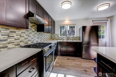 11242 A Fremont Avenue N, Seattle, WA 98133 - Photo 3