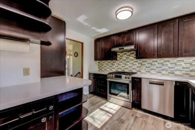 11242 A Fremont Avenue N, Seattle, WA 98133 - Photo 4