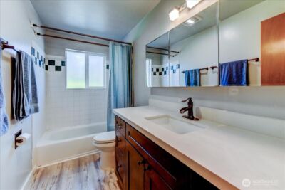 11242 A Fremont Avenue N, Seattle, WA 98133 - Photo 10