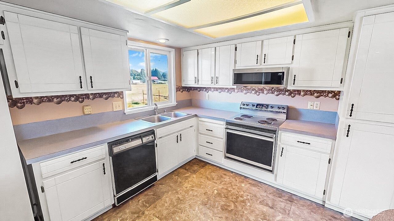 14835 Valley View Drive , Mount Vernon, WA 98273