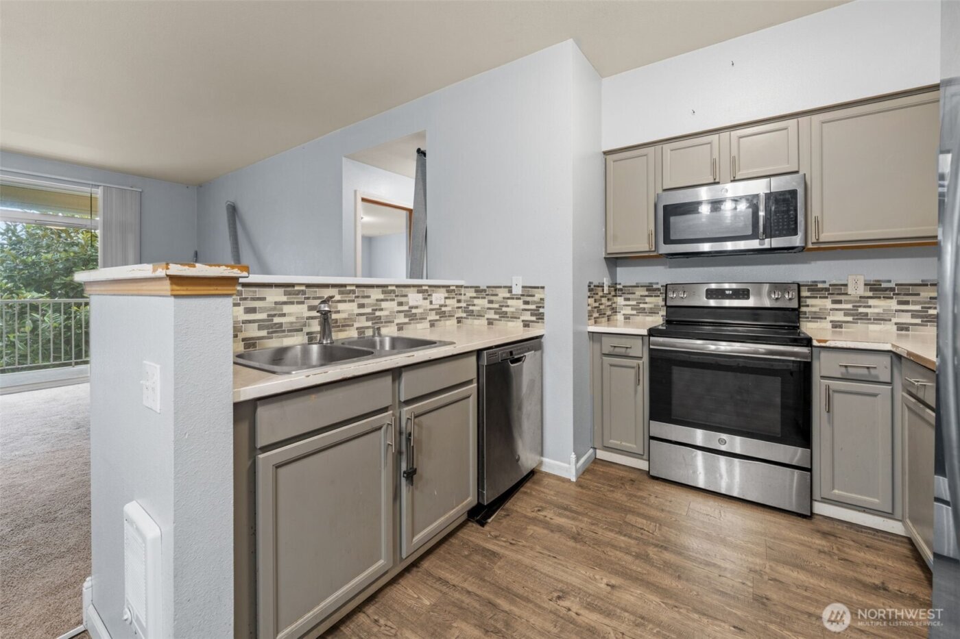 18527 101st Avenue Ct E #217, Puyallup, WA 98375