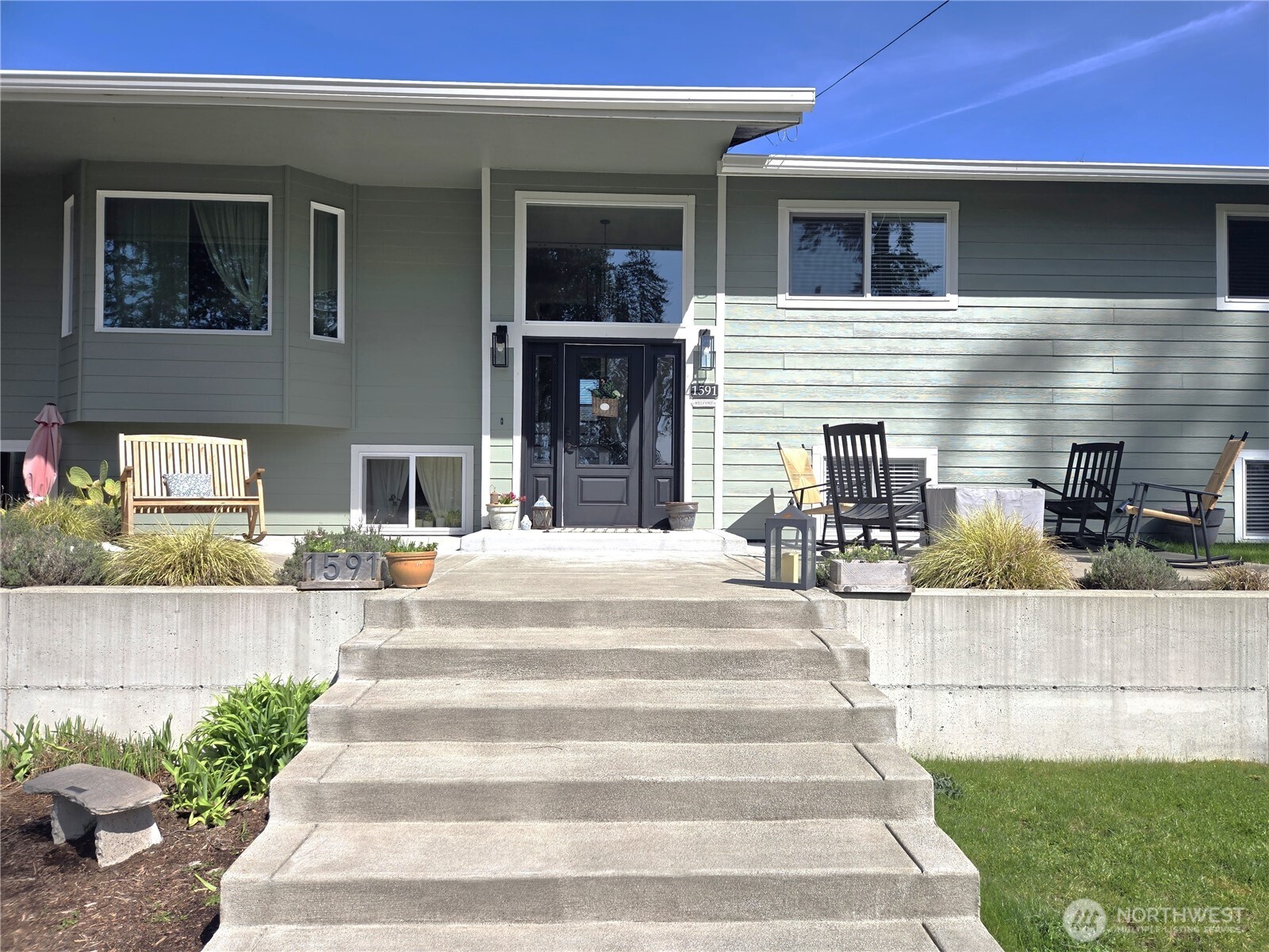 1591 E Island Lake Drive , Shelton, WA 98584