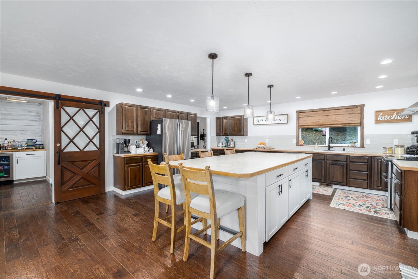 1591 E Island Lake Drive , Shelton, WA 98584