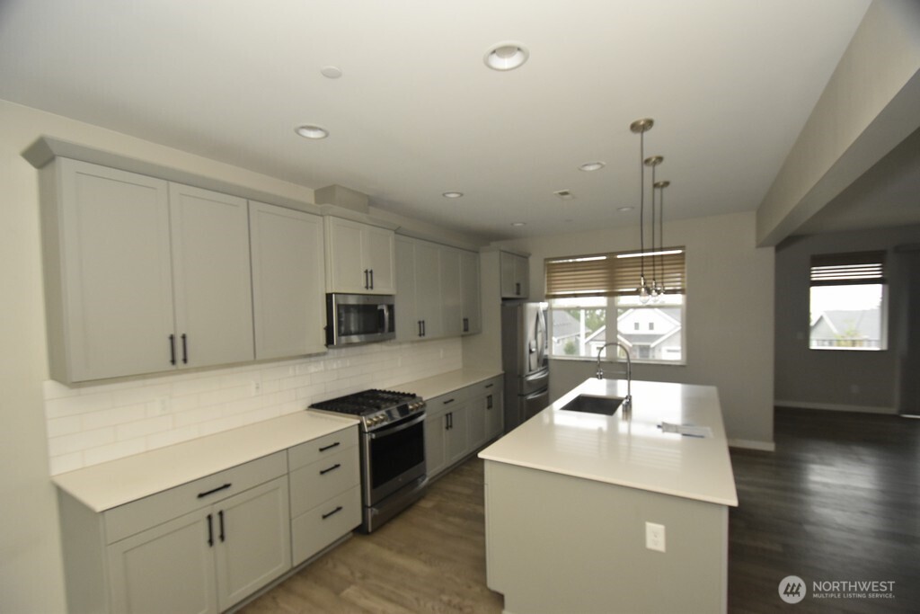 4015 60th Avenue NE, Marysville, WA 98270