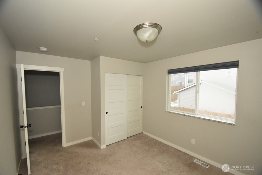 4015 60th Avenue NE, Marysville, WA 98270