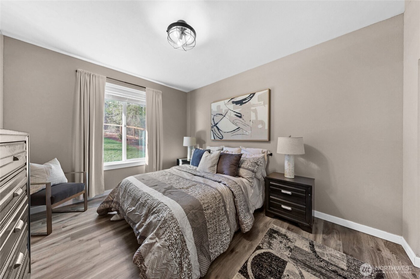 910 11th Avenue , Fox Island, WA 98333