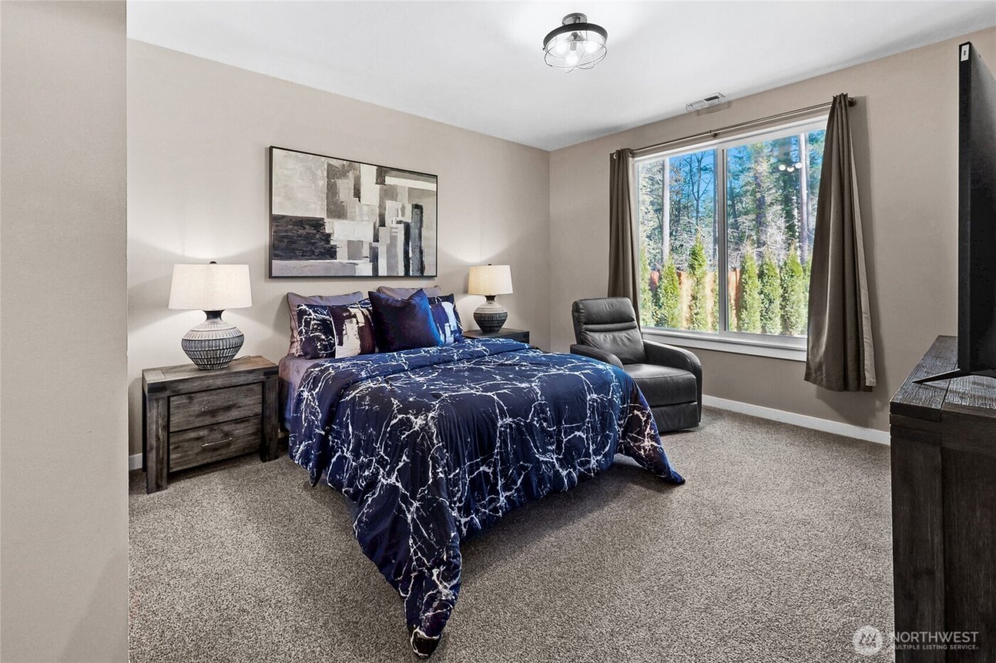 910 11th Avenue , Fox Island, WA 98333