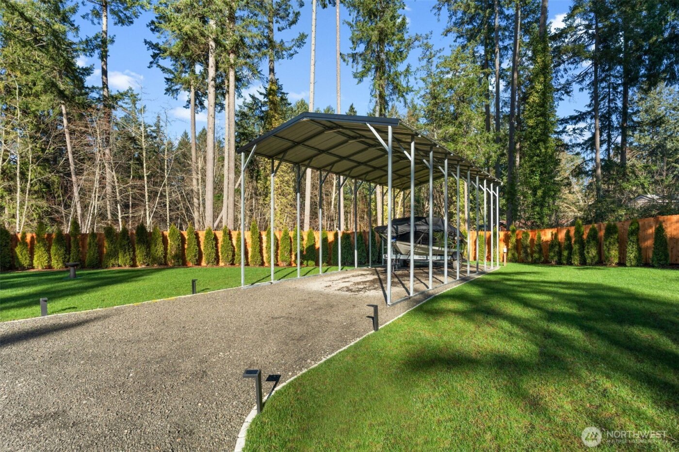 910 11th Avenue , Fox Island, WA 98333