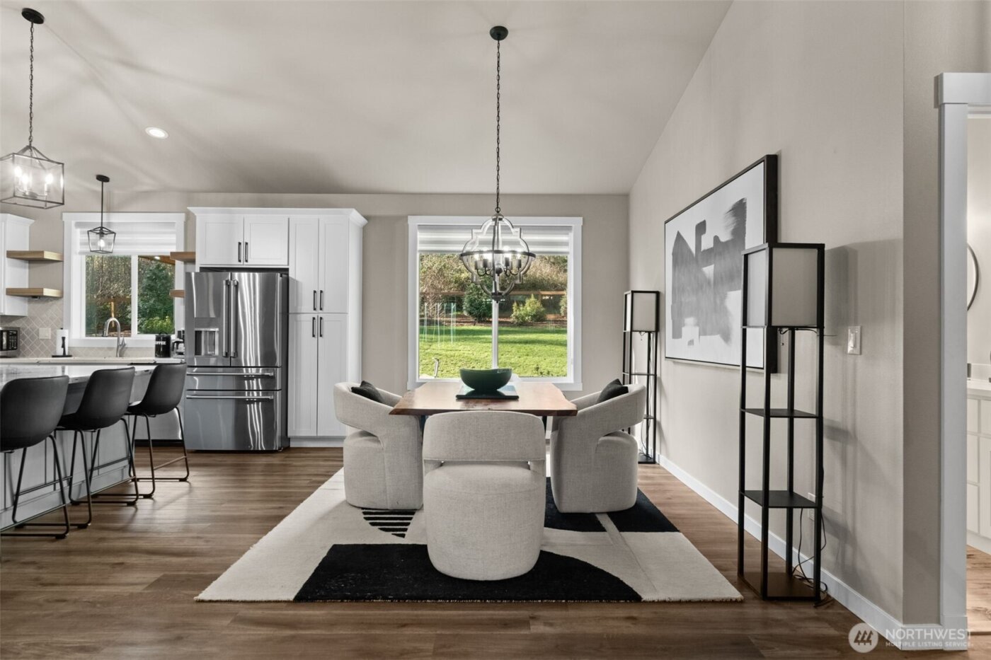 910 11th Avenue , Fox Island, WA 98333