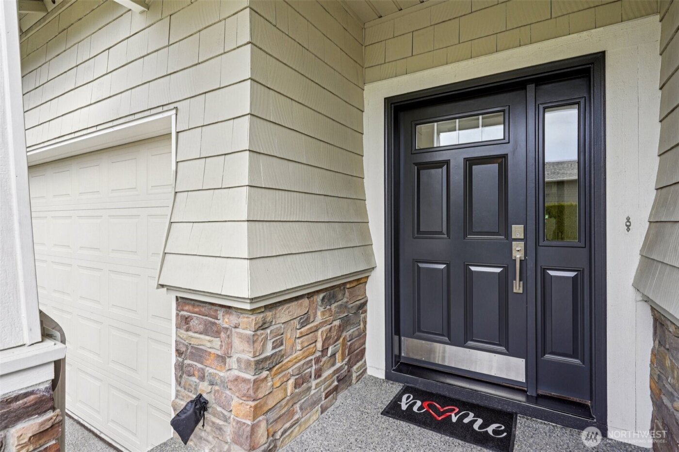 12066 167th Place NE, Redmond, WA 98052