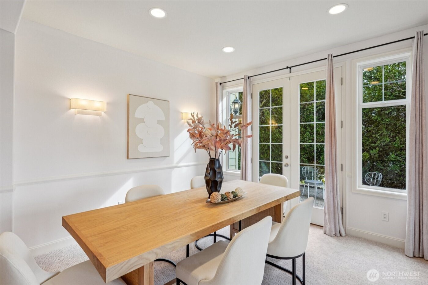 12066 167th Place NE, Redmond, WA 98052