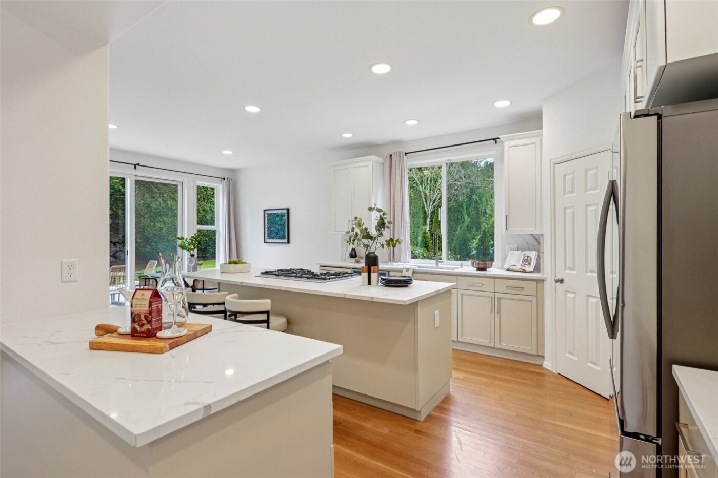 12066 167th Place NE, Redmond, WA 98052