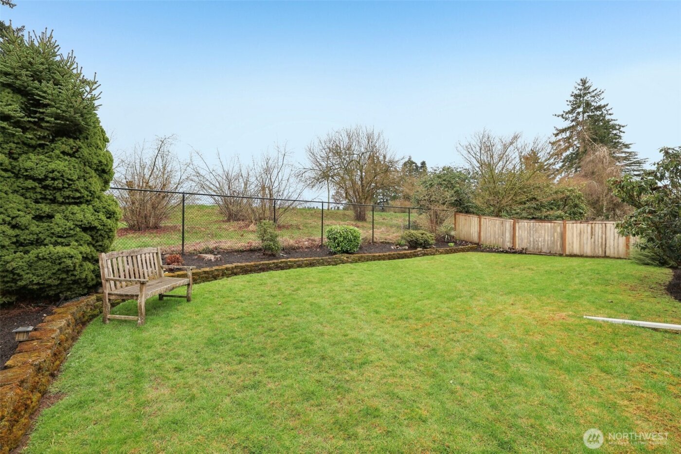 616 109th Avenue SE, Bellevue, WA 98004-6338