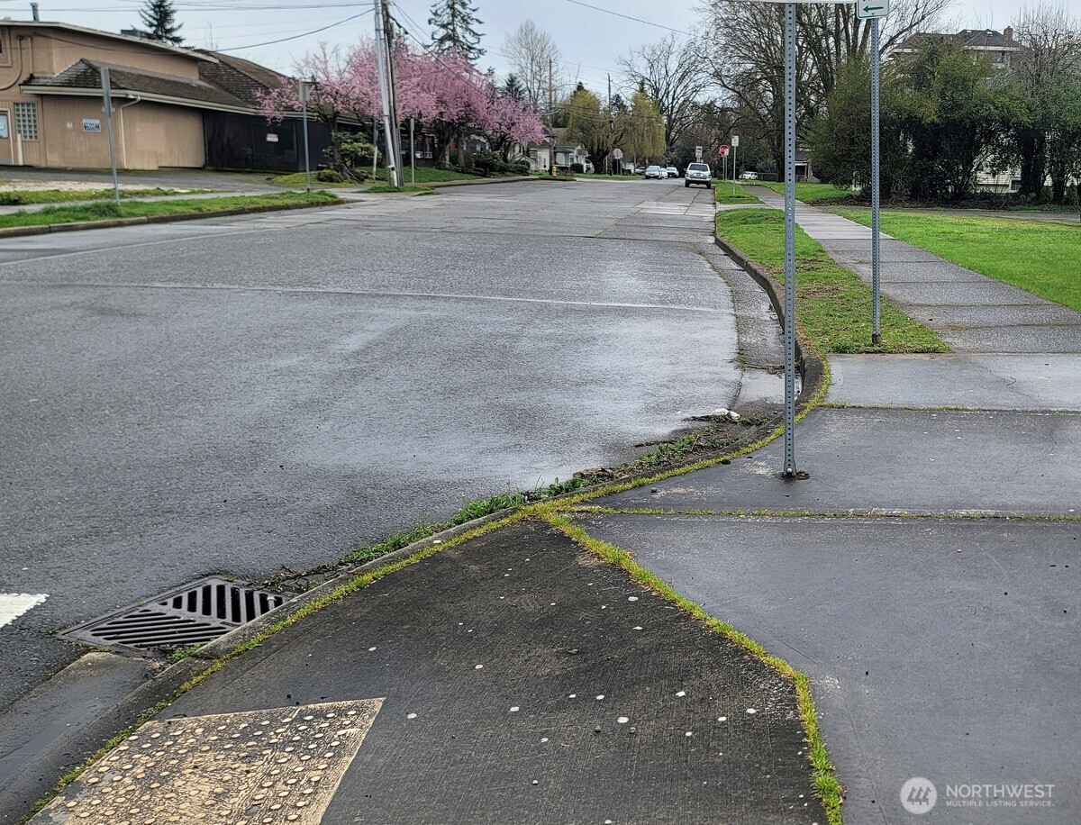 504 W Main St. W, Auburn, WA 98001