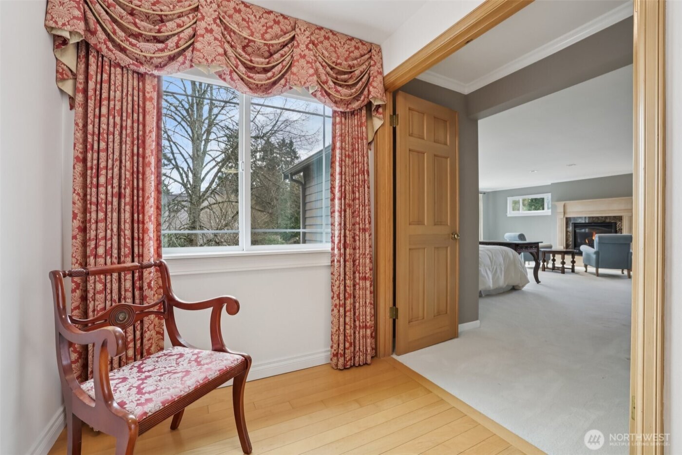 15732 111th Avenue NE, Bothell, WA 98011-6222