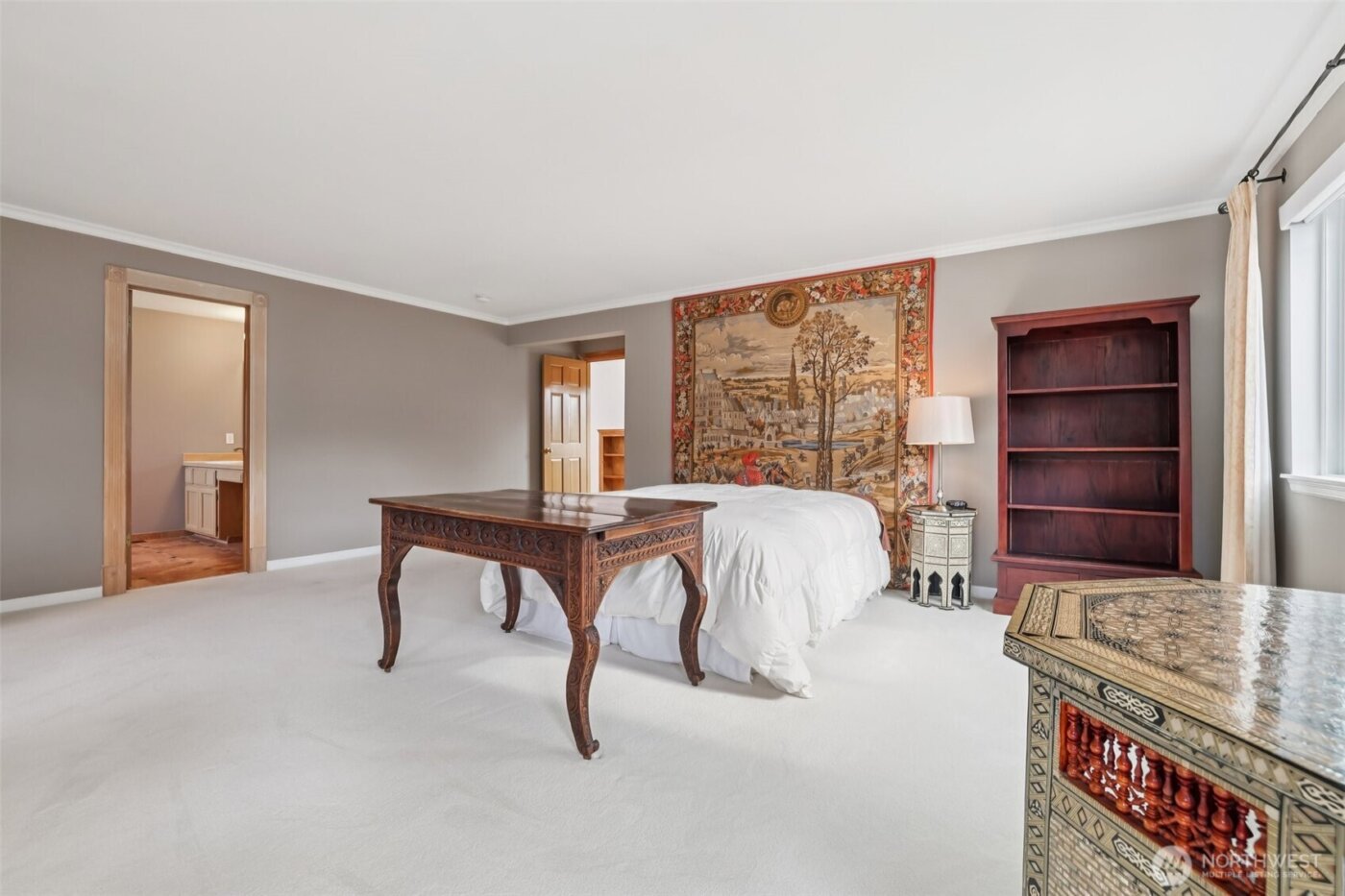 15732 111th Avenue NE, Bothell, WA 98011-6222