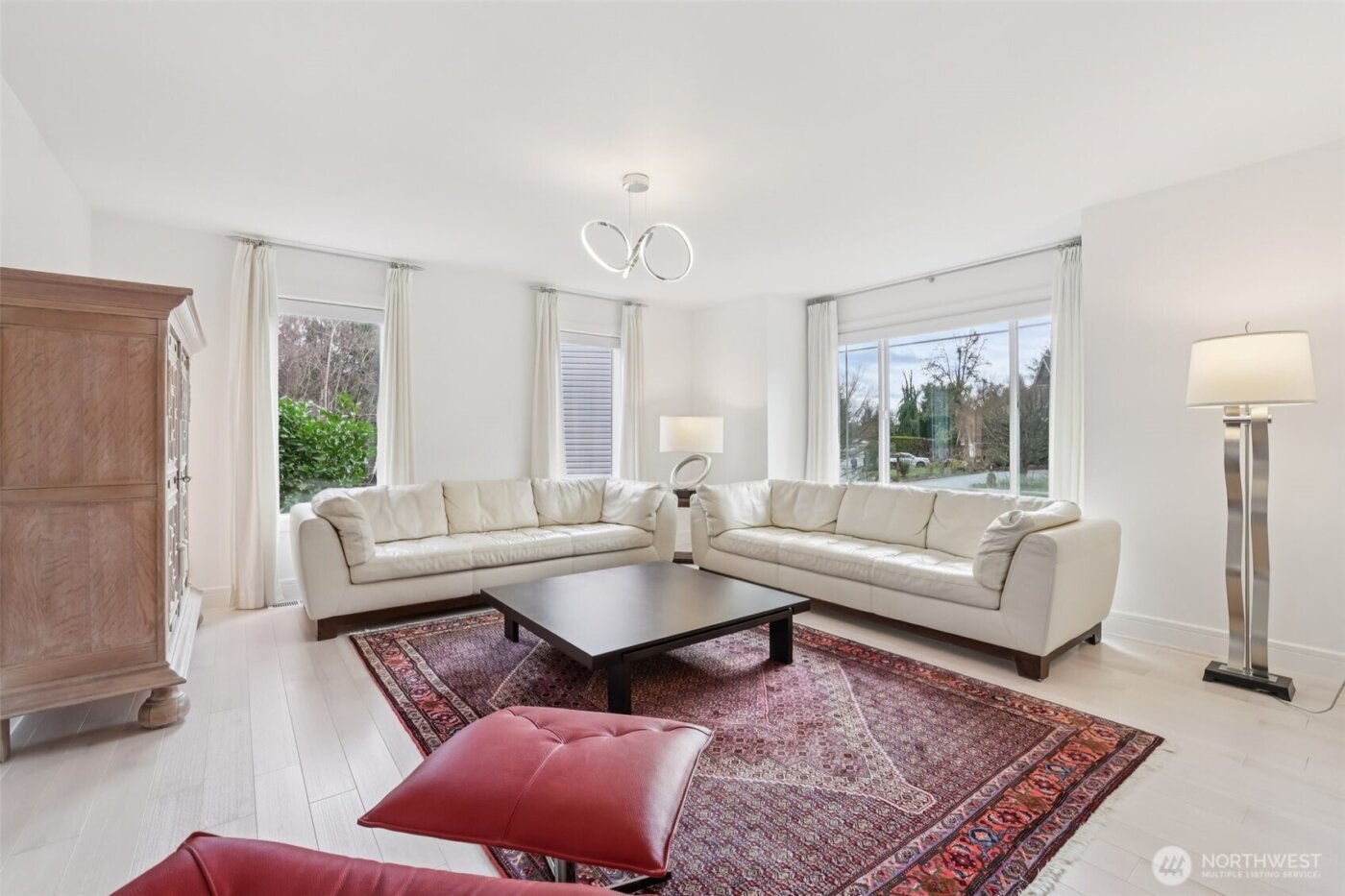 15732 111th Avenue NE, Bothell, WA 98011-6222