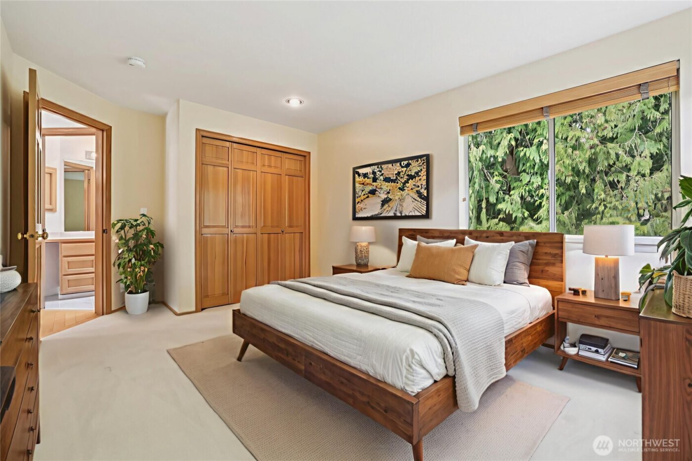 15732 111th Avenue NE, Bothell, WA 98011-6222