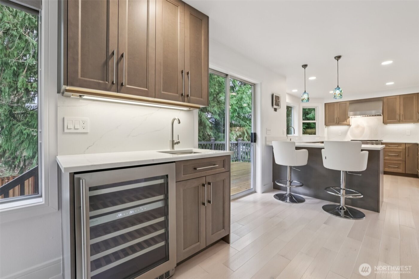 15732 111th Avenue NE, Bothell, WA 98011-6222