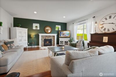 385 Bruhn Lane N, Enumclaw, WA 98022 - Photo 5