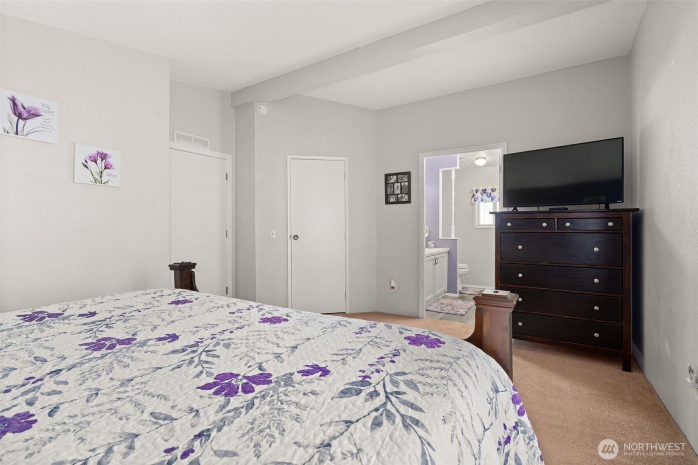 4 Christmas Tree Lane , Shelton, WA 98584