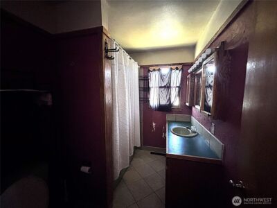 927 E Cherry Avenue , Moses Lake, WA 98837 - Photo 14