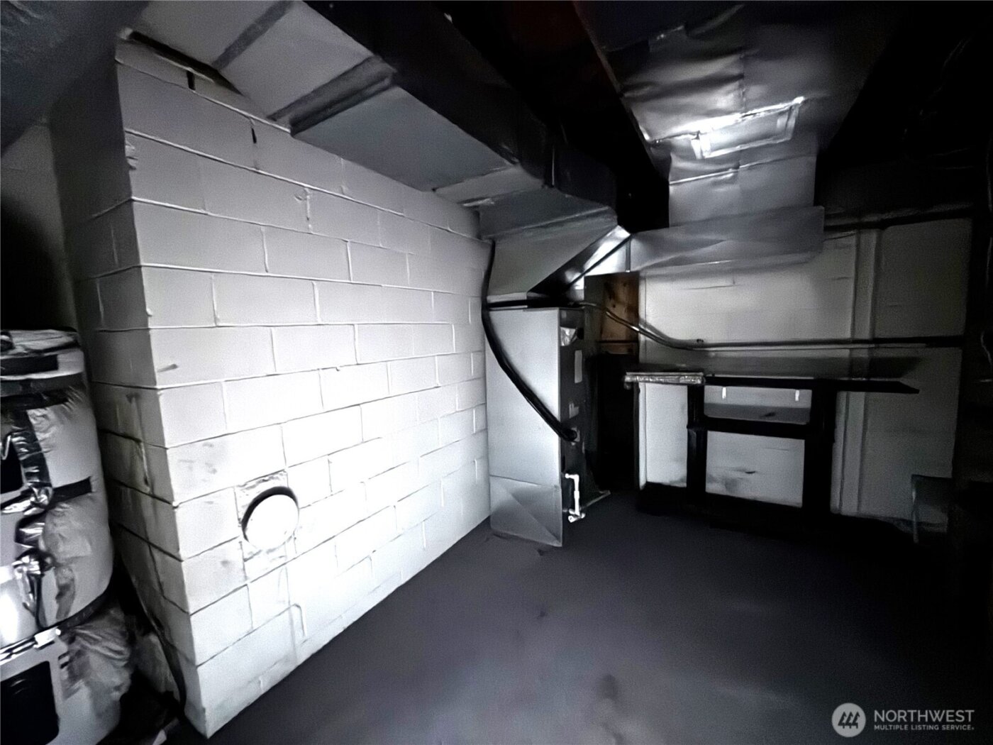 927 E Cherry Avenue , Moses Lake, WA 98837