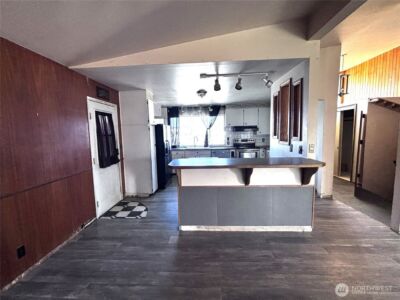 927 E Cherry Avenue , Moses Lake, WA 98837 - Photo 8