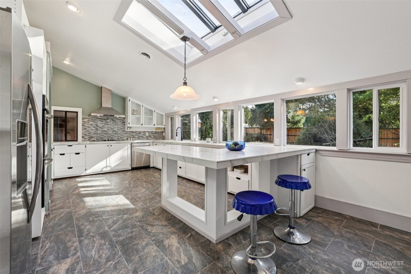 42102 264th Avenue SE, Enumclaw, WA 98022