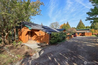 42102 264th Avenue SE, Enumclaw, WA 98022 - Photo 2