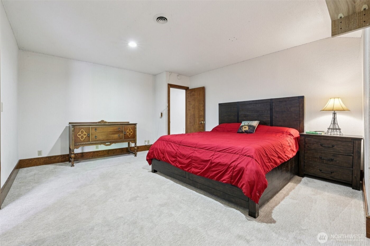 42102 264th Avenue SE, Enumclaw, WA 98022