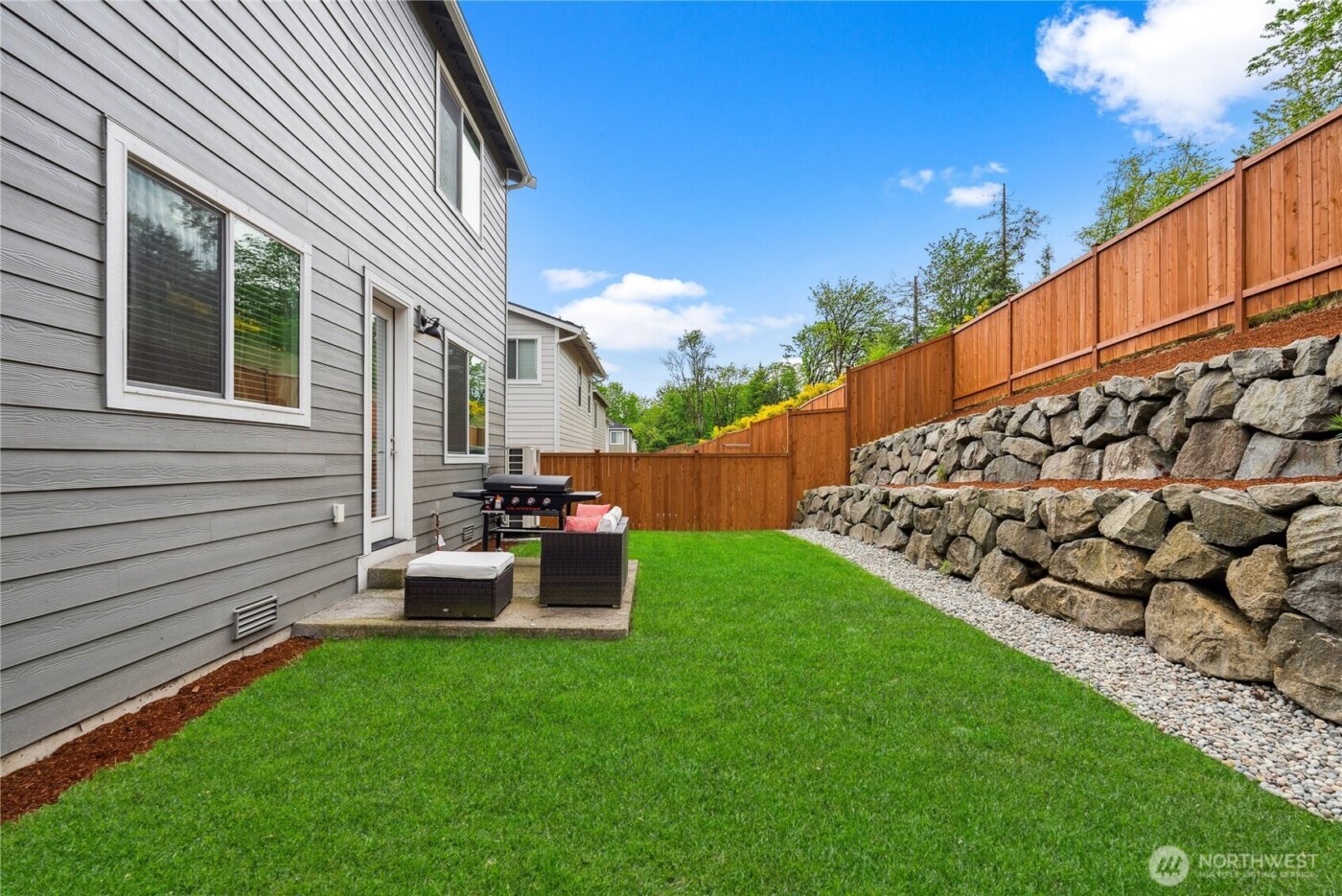 9844 Prospect Place , Gig Harbor, WA 98332-7931