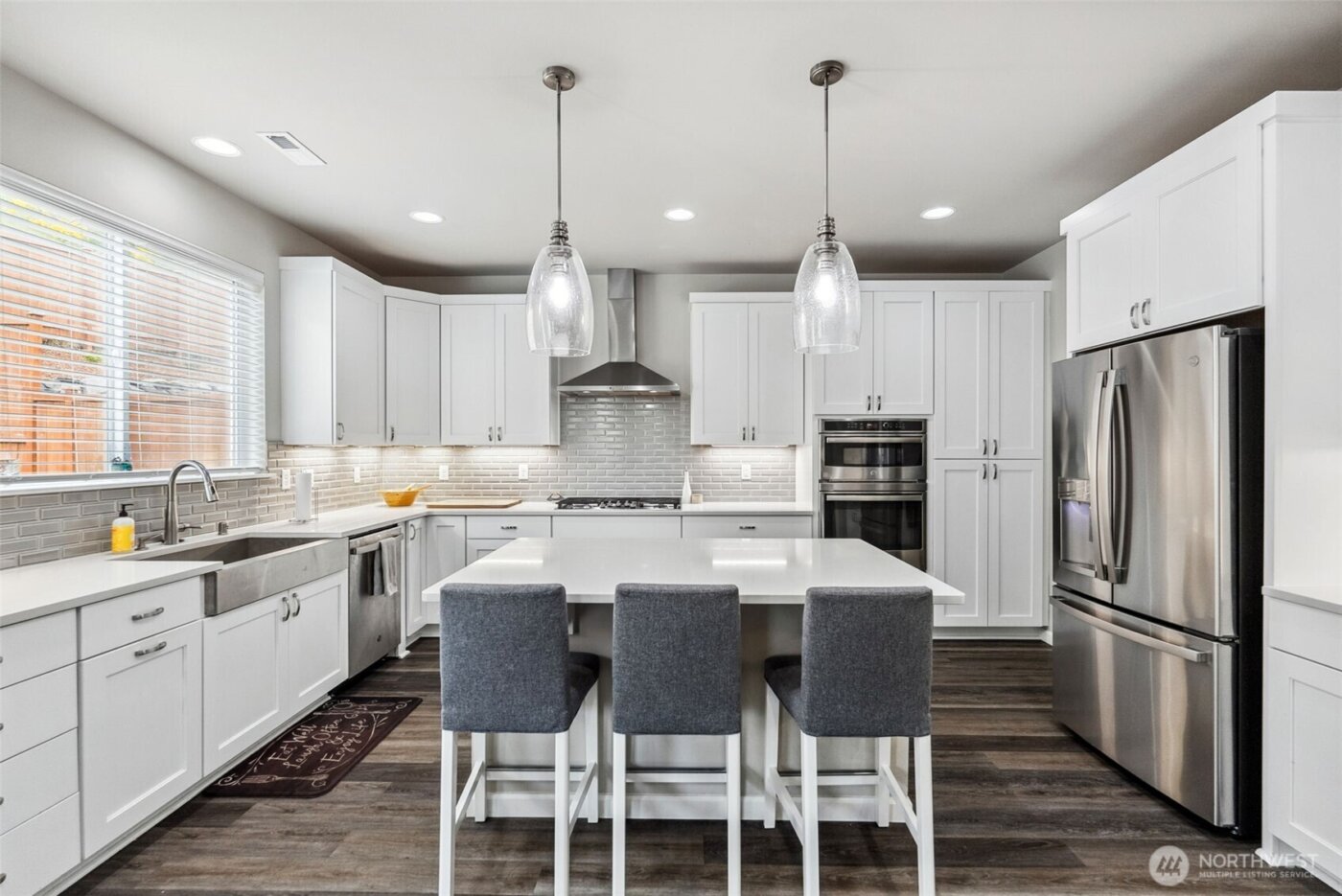 9844 Prospect Place , Gig Harbor, WA 98332-7931