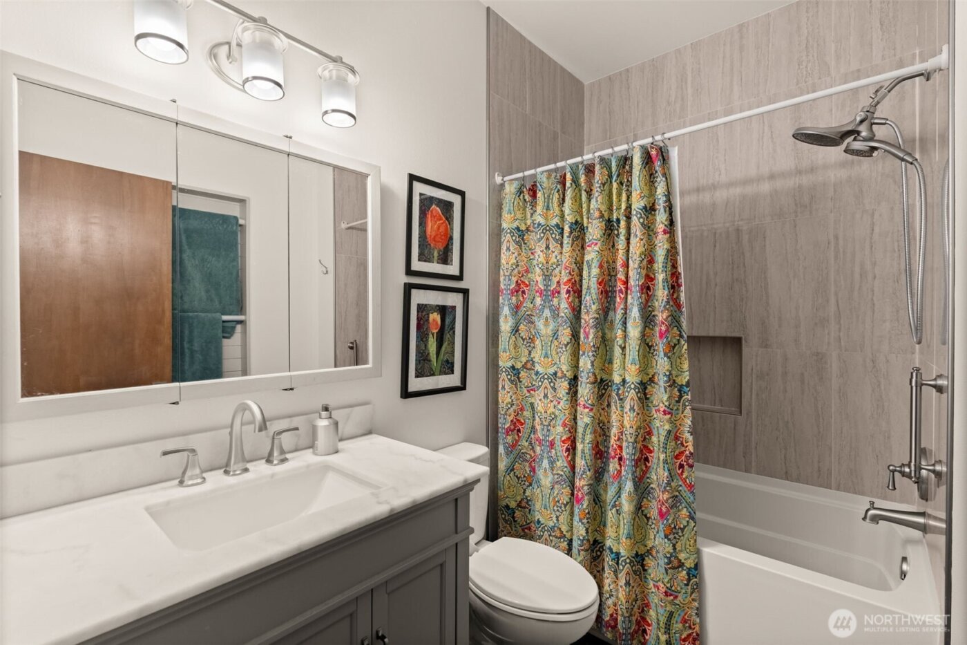 1130 Queets Drive , Fox Island, WA 98333