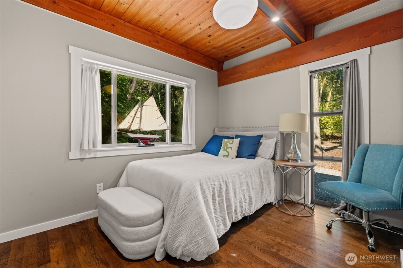 1130 Queets Drive , Fox Island, WA 98333