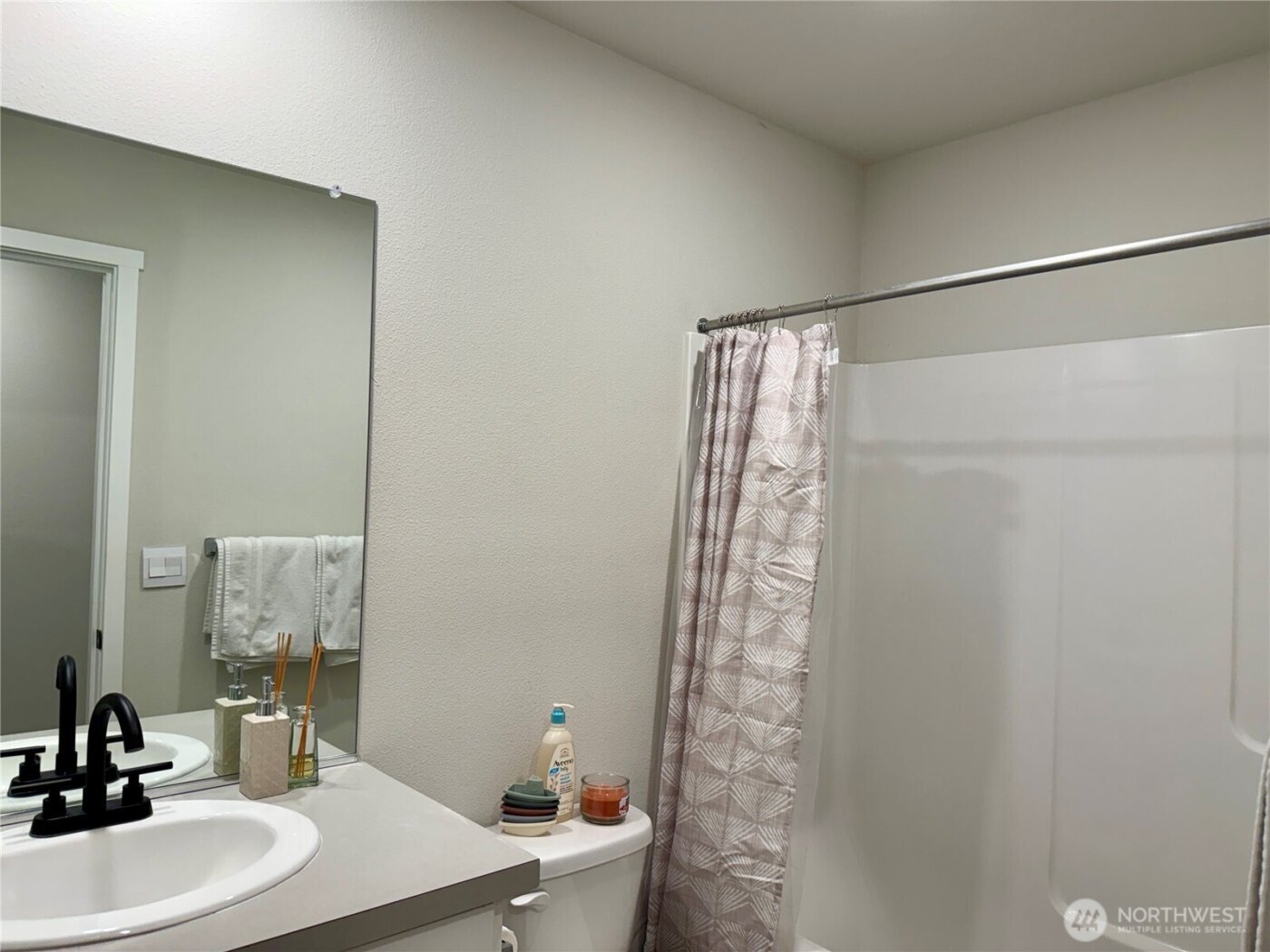 6653 NE 139th Place , Vancouver, WA 98682