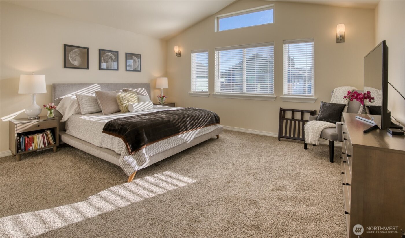 24 Duke Lane , Pacific Beach, WA 98571