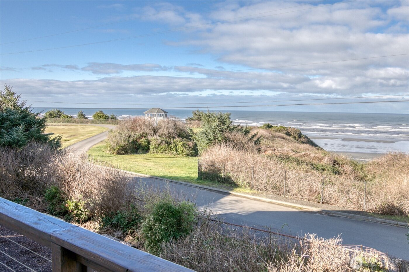 24 Duke Lane , Pacific Beach, WA 98571