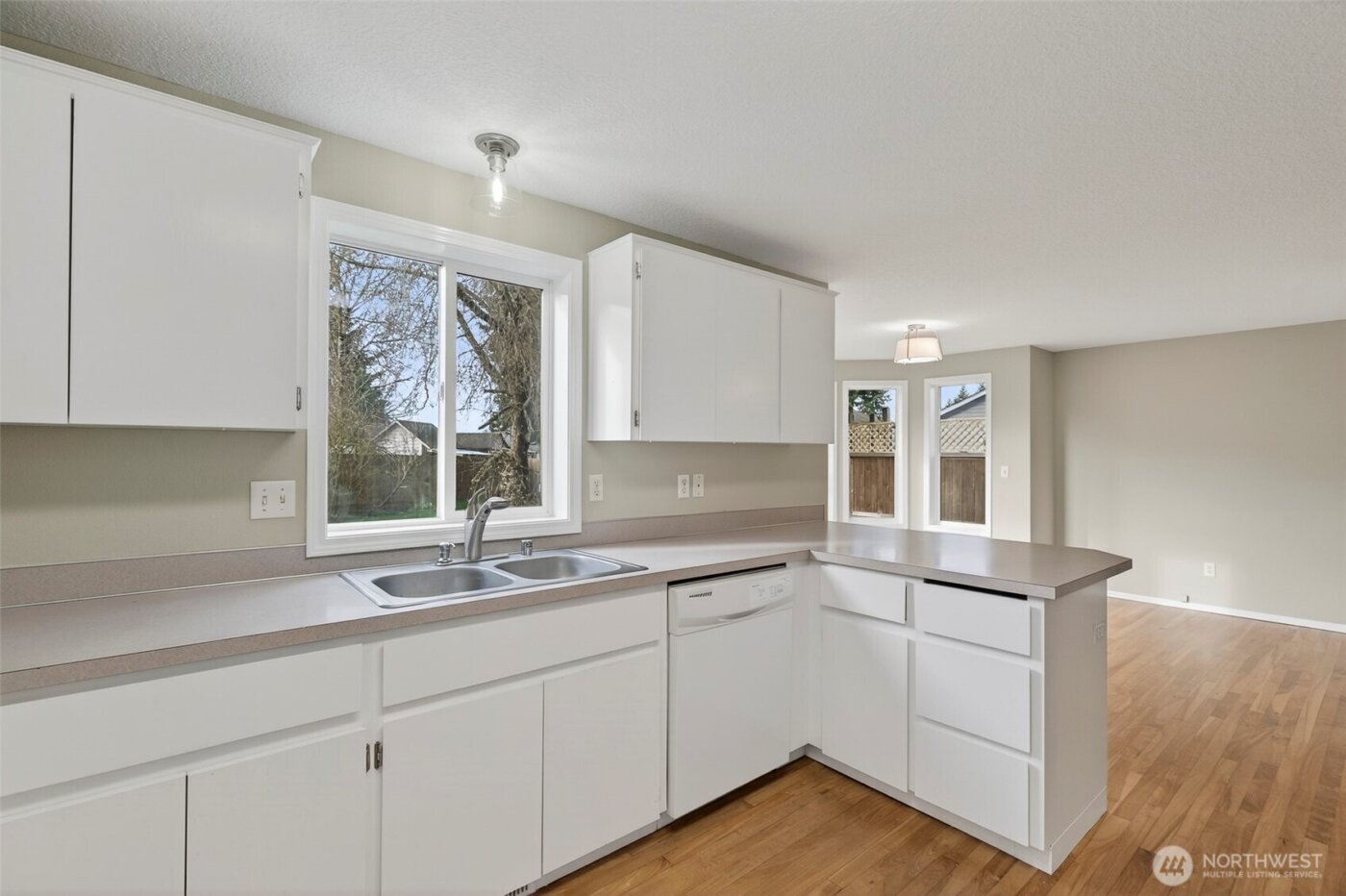 719 NW 21st Avenue , Battle Ground, WA 98604