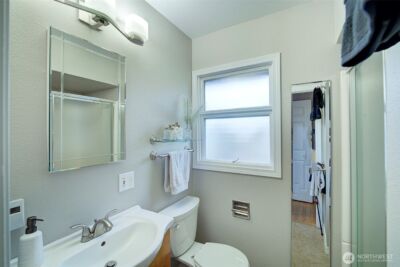15023 Simonds Road NE, Kenmore, WA 98028 - Photo 18