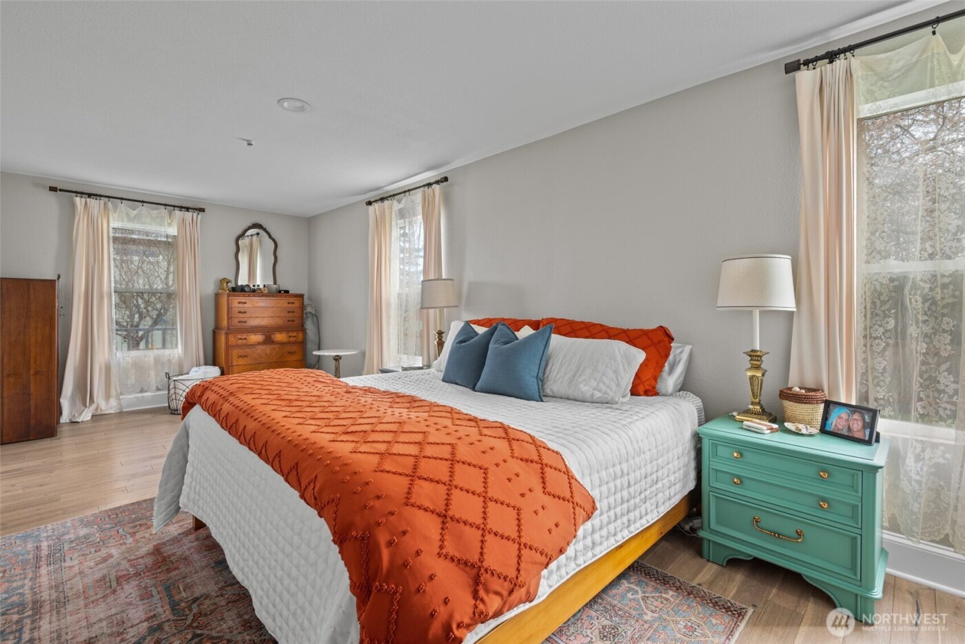 705 NE Haller Street , Coupeville, WA 98239