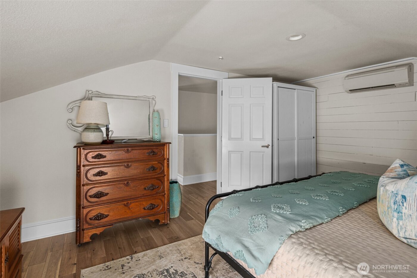 705 NE Haller Street , Coupeville, WA 98239